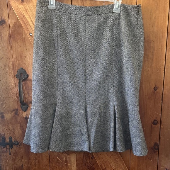 LOFT Charcoal A-Line Skirt - Picture 1 of 5